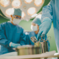 脳腫瘍の手術治療——手術方法や術後の合併症について