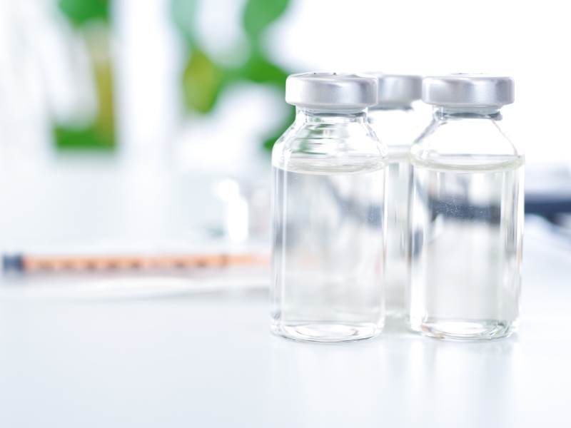 水のボトル自動的に生成された説明