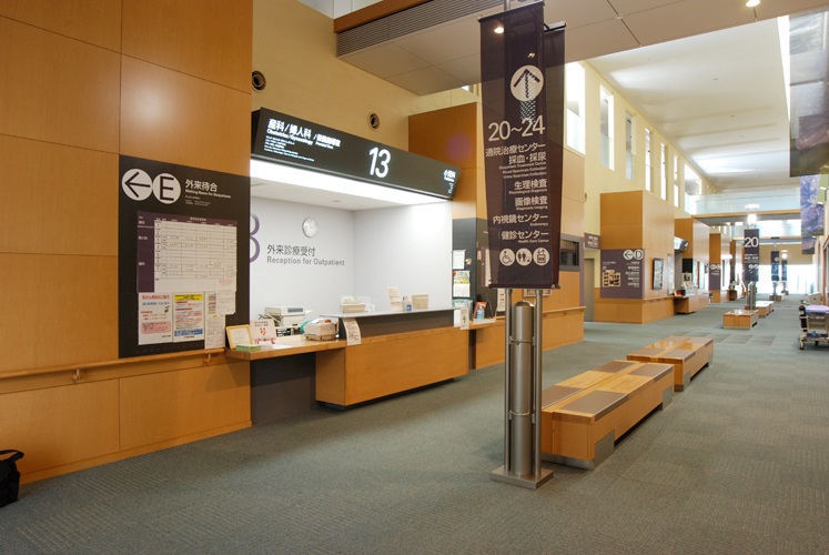 外来待合（八尾市立病院ご提案）