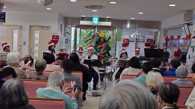 クリスマスコンサートの様子（鎌倉病院ご提供）