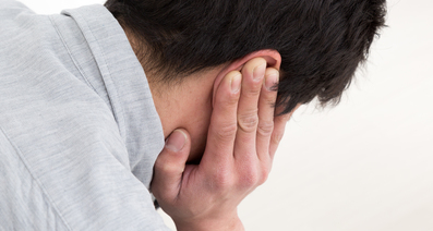 手術の対象となる中耳疾患とは？〜様々な治療方法の効果とリスク〜