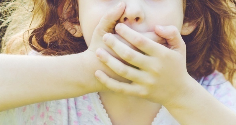 子どもの嘔吐の原因とは？　—よく嘔吐の原因となるもの―