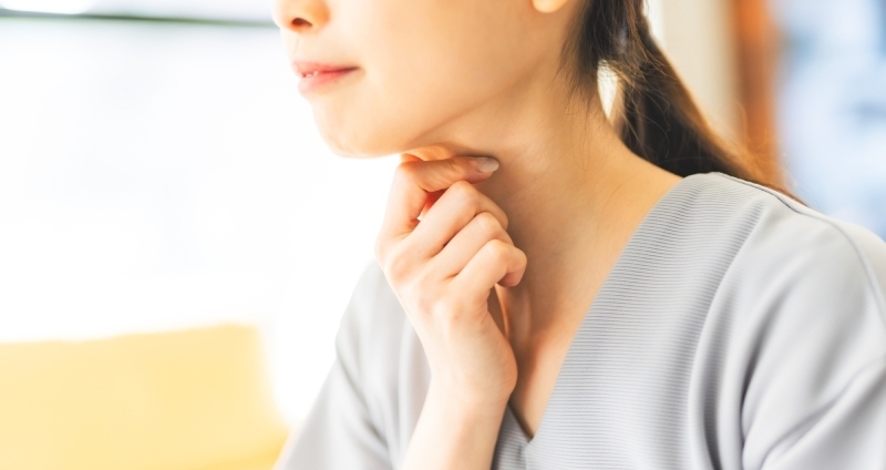冬に増える喉の痛みと腫れ、そのメカニズムと正しいセルフケア