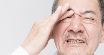 角膜感染症の症状と検査－緊急性が高い眼の病気