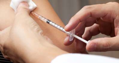 【医師監修】インフルエンザワクチンの効果―予防接種はいつ受ける？