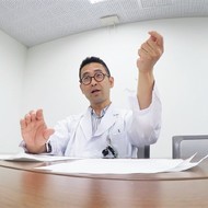 【特集】間質性肺炎とは－原因の6割近くが不明、治療には分類や重症度、背景疾患の正しい診断が重要となる
