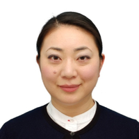 井原 涼子 先生
